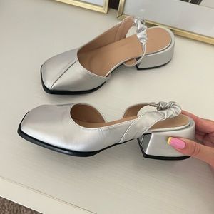 NEW ! Metallic shoes / silver flats